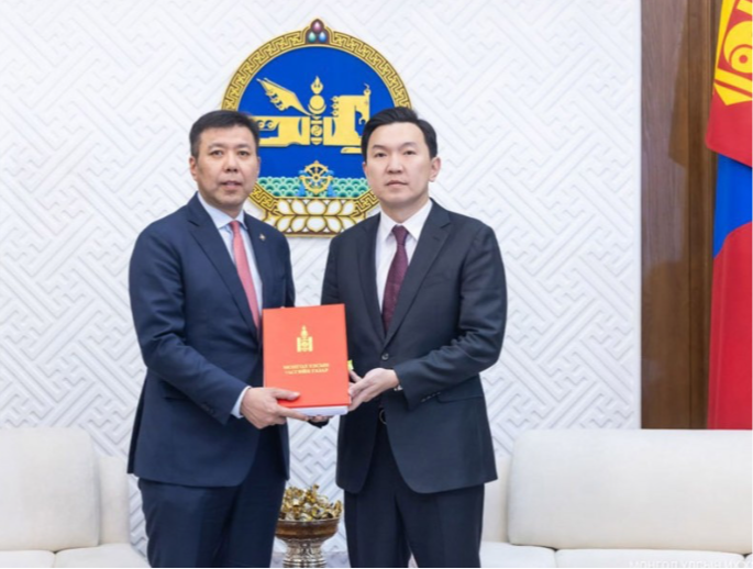 Төрийн нууцыг зөвхөн хуулиар тогтоох зорилгоор Төрийн болон албаны нууцын тухай хуулийн шинэчилсэн найруулгын төслийг өргөн мэдүүлэв